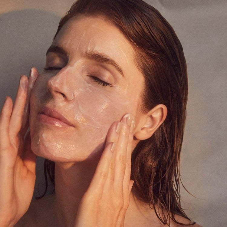 The Cleansing Crème