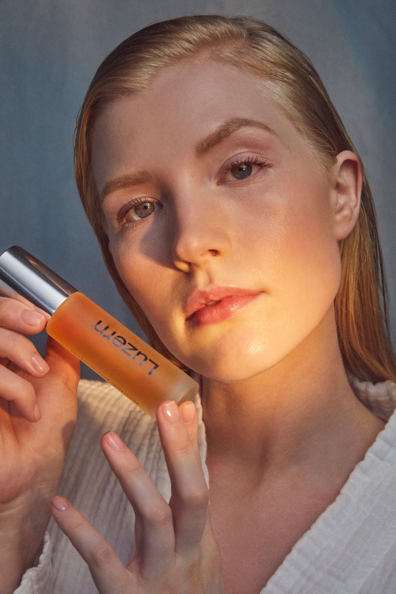 Serums vs. Moisturizers